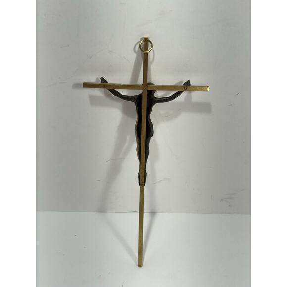 Vintage Jesus On Cross Crucifix Wall Hanging Religious 10” INRI Brass Gold Tone - Picture 4 of 9